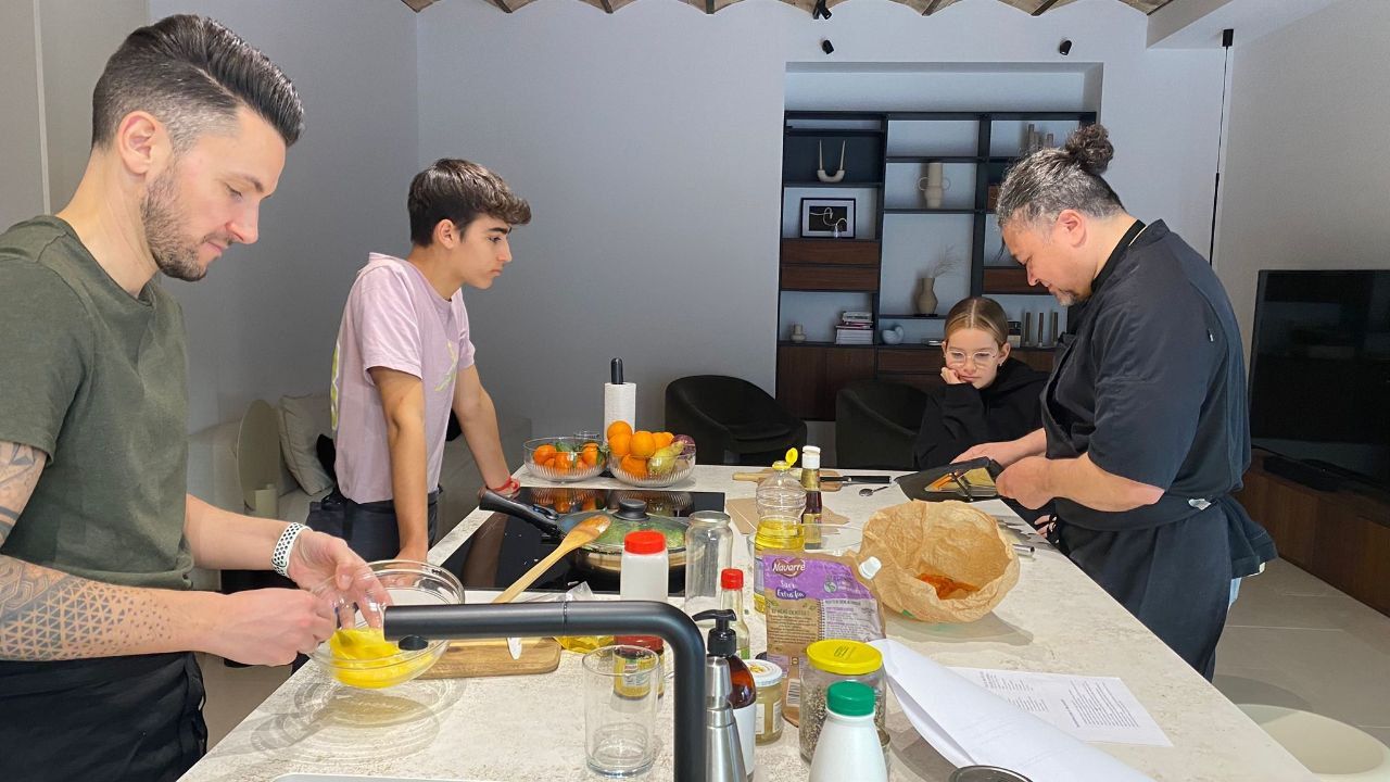 Un moment de partage autour de la cuisine